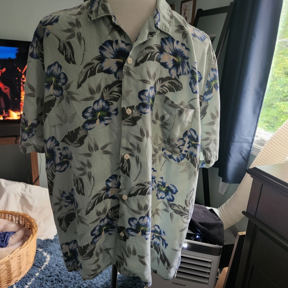 Lucky Brand Button Up Shirt